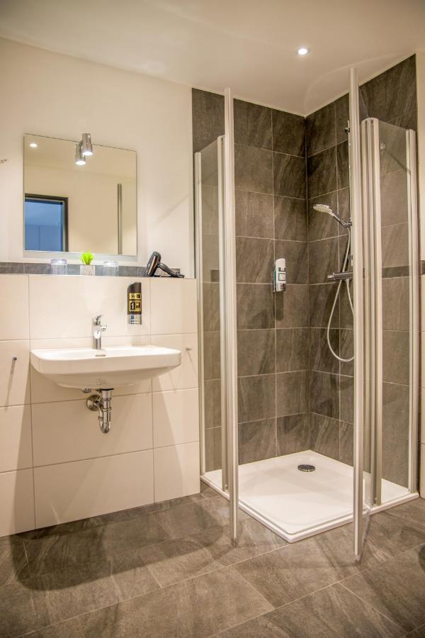 Bude16 Boardinghouse Норден Екстериор снимка